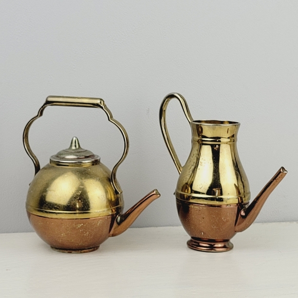 Antique 1930s Miniature Registered Design Brass & Copper Teapots - Picture 2 of 16